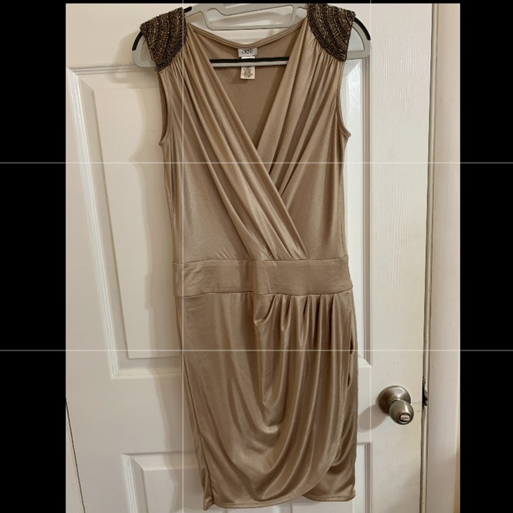 Cache XS gold chains shoulder dress beautiful sexy